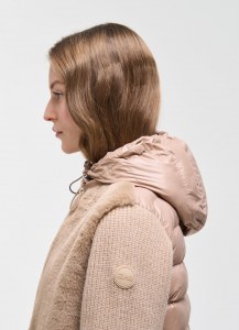 02S Beige